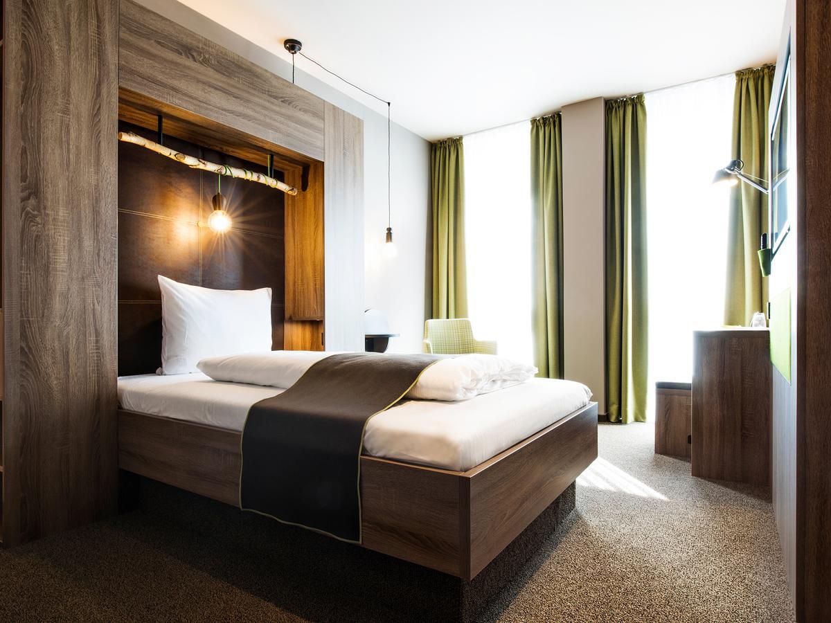 Riku Hotel Ulm Kültér fotó
