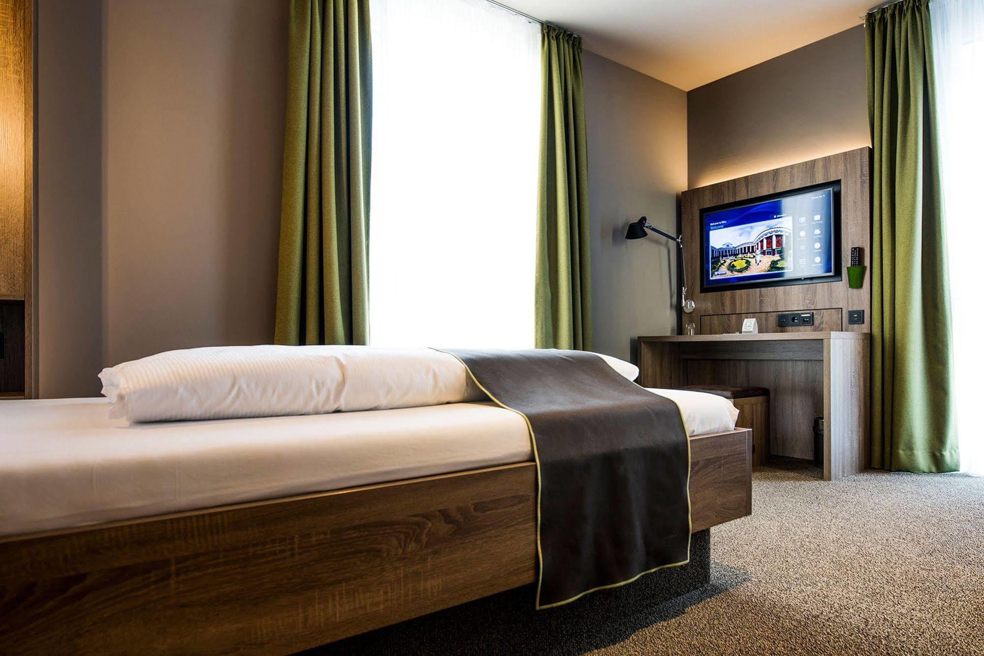 Riku Hotel Ulm Kültér fotó